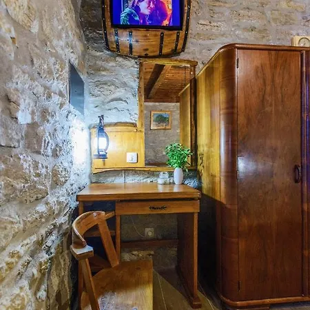 Tatil Evi House Oak Tree